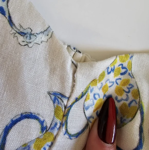 Aritzia Wilfred S Linen Smocked Fatale Vase Blouse Floral Print Women's Top - Picture 3 of 6